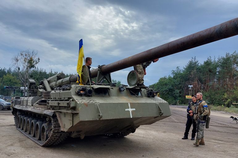 دبابة أوكرانية في منطقة خاركيف شرق أوكرانيا