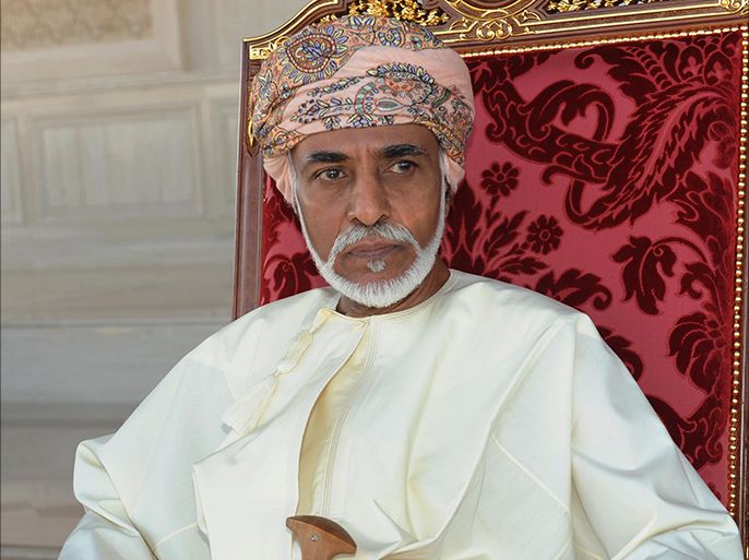 epa02469281 His Majesty Sultan Qaboos Bin Saed the Sultan of Oman during equestrian show and race performed in honour of Her Majesty Queen Elizabeth II at Royal Horse Racing Club in Seeb50KM from Muscat to the Nourth During her visit to Oman. 27 November 2010 EPA