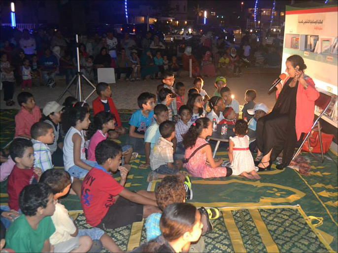 حكايات الأطفال كانت ضمن فعاليات المكتبة الشاطئية بالجديدة (الجزيرة)