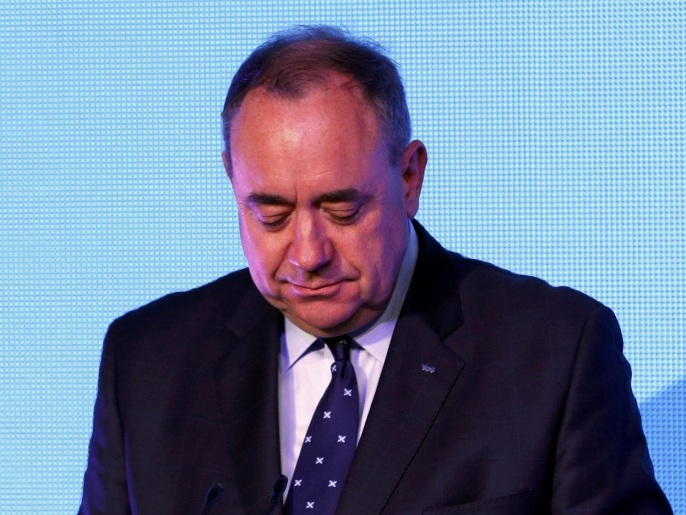 سالموند قال إنه سيستقيل من منصبه كرئيس لحكومة أسكتلندا ومن رئاسة حزبه (رويترز)