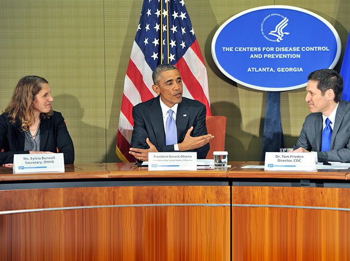 US President Barack Obama (C), meets with Health & Human Services Secretary Sylvia Burwell (L), and Centers for Disease Control and Prevention Director Dr. Tom Frieden (R) at the Centers for Disease Control and Prevention for a briefing on the response to the deadly Ebola virus epidemic in west Africa in Atlanta, Georgia, USA, 16 September 2014. The White House announced that 3,000 US military troops will be involved in the international efforts to fight the largest Ebola outbreak. EPA/HYOSUB SHIN
