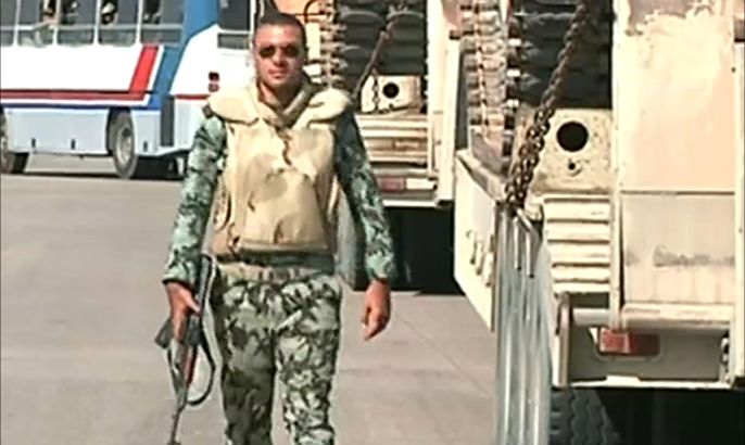 نحو ثلاثين قتيلا من الأمن المصري في هجومين منفصلين في سيناء، والجيش المصري يبدأ عملية عسكرية واسعة.