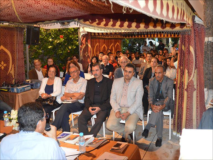 ‪جانب من الحضور في ندوة إدريس الشرايبي بالجديدة في المغرب‬ (الجزيرة)
