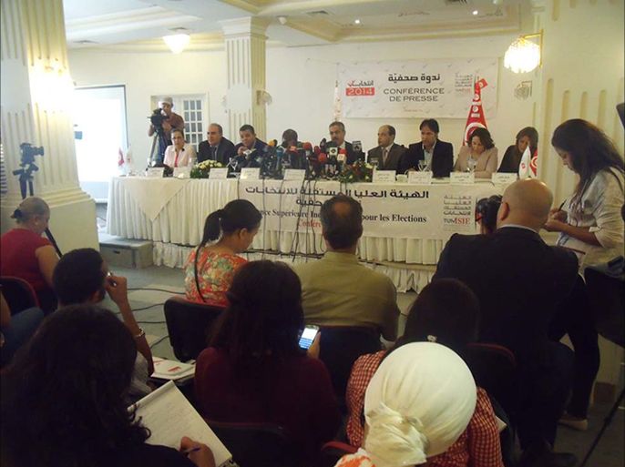 هيئة الانتخابات رفعت قضية للمحكمة حول وجود شبكة لتزوير التزكيات (سبتمبر/أيلول 2014 مقر في أحد الفنادق بالعاصمة تونس)