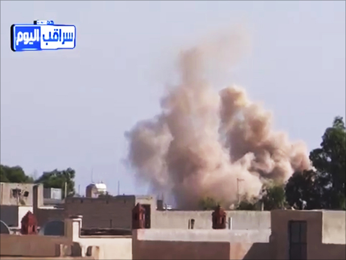 ‪طيران النظام يقصف سراقب بريف إدلب الشرقي‬ (ناشطون)