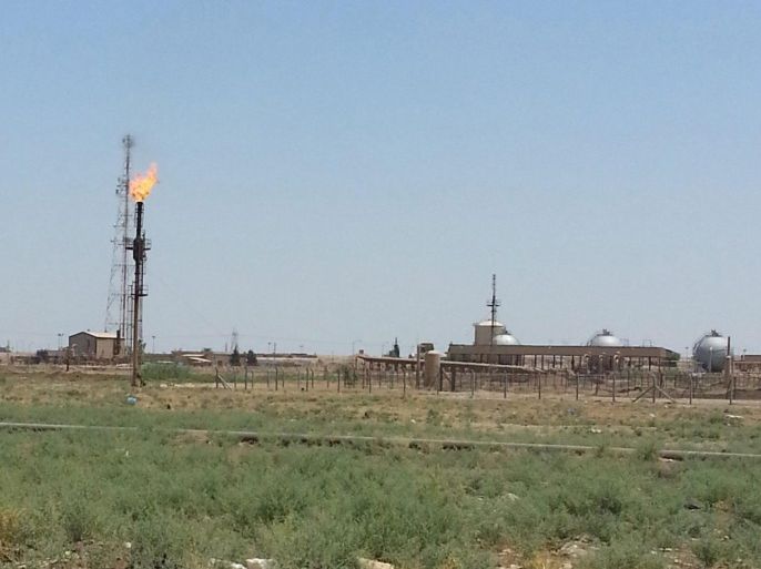 (FILE) A file picture dated 19 June 2014, shows Bay Hassan oil refinery near Biji city, northern Iraq. Kurdish security forces have taken control of an oilfield in a disputed region of northern Iraq, the state-run company that operates the field reported on 11 July 2014. The grab would signal another increase in tensions between the autonomous Kurdish region and the central government, which is already struggling to hold control of its territory amid gains by an Islamist militant group in the east. Forces from the Peshmerga, Kurdistan's official troops, overran the Bay Hassan oilfield in the disputed town of Kirkuk, seizing all its facilities, sources at the state-run Northern Oil Company said.