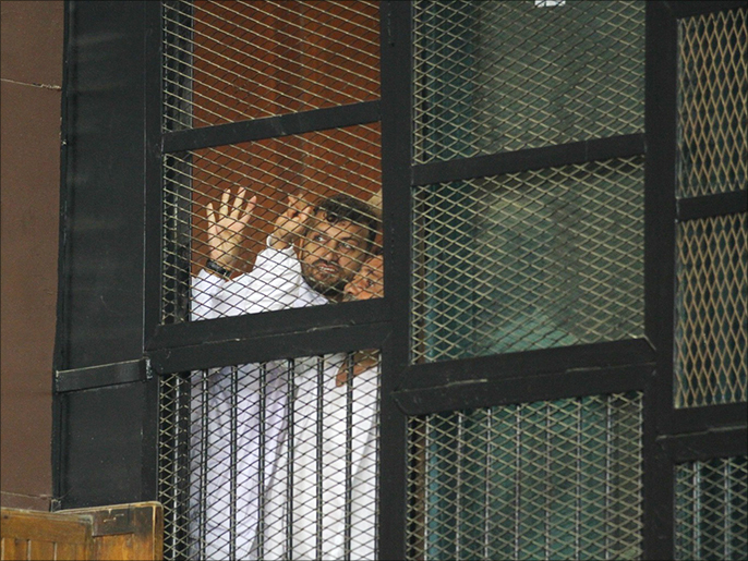المرضى المعتقلون في السجون المصرية يعانون من الإهمال الطبي (الجزيرة)