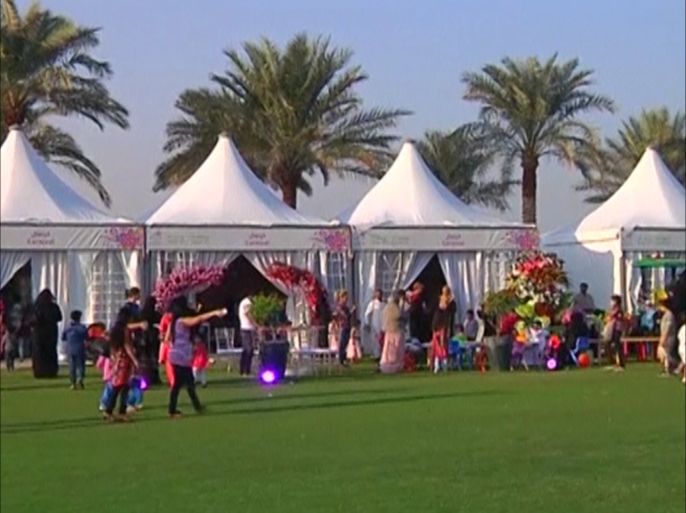 معرض للزهور في قطر للتشجيع على الخروج إلى الهواء الطلق