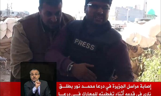 إصابة مراسل الجزيرة في درعا محمد نور بطلق ناري