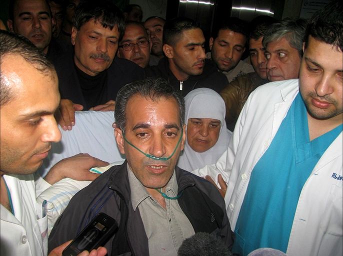 محمد التاج عند الافراج عنه من سجون الاحتلال قبل عام ونصف