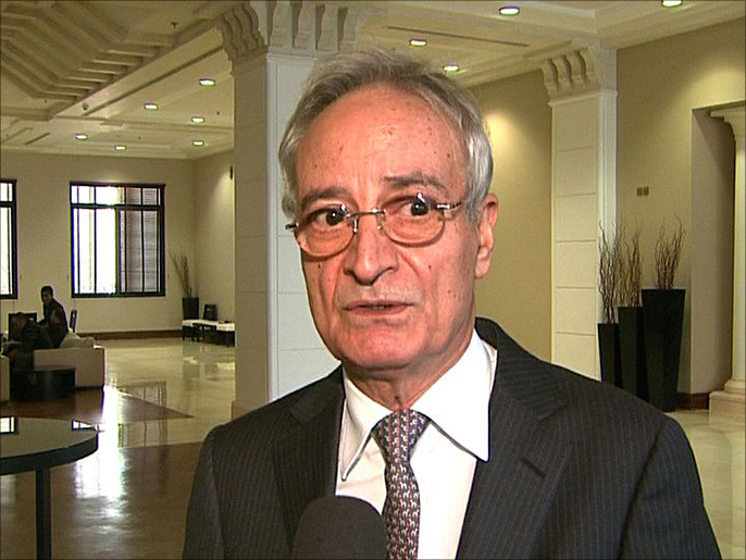 وزير المالية أمية طوقان توقع ارتفاع مديونية المملكة إلى 29.6 مليار دولار (الجزيرة نت)