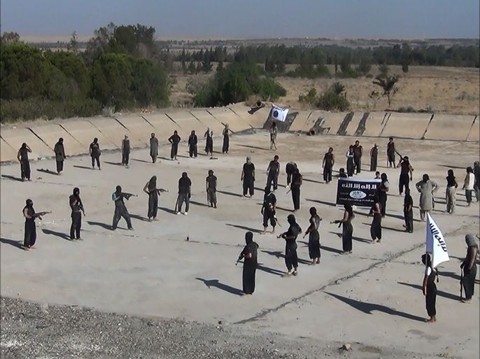 تدريبات لتنظيم الدولة الإسلامية في العراق والشام