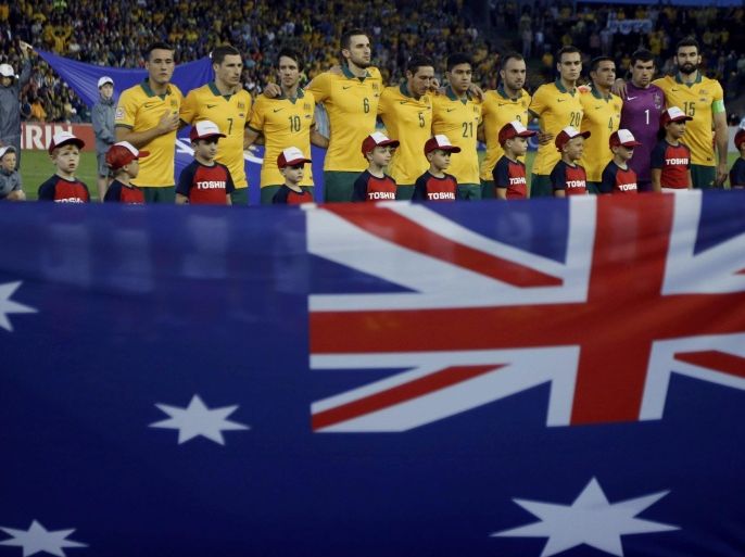 Australia's players line up for their national anthem before the start of their Asian Cup semi-final soccer match against UAE at the Newcastle Stadium in Newcastle January 27, 2015. REUTERS/Jason Reed (AUSTRALIA - Tags: SPORT SOCCER)