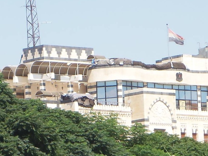 ‪مبنى قيادة الشرطة في حماة‬ (الجزيرة)