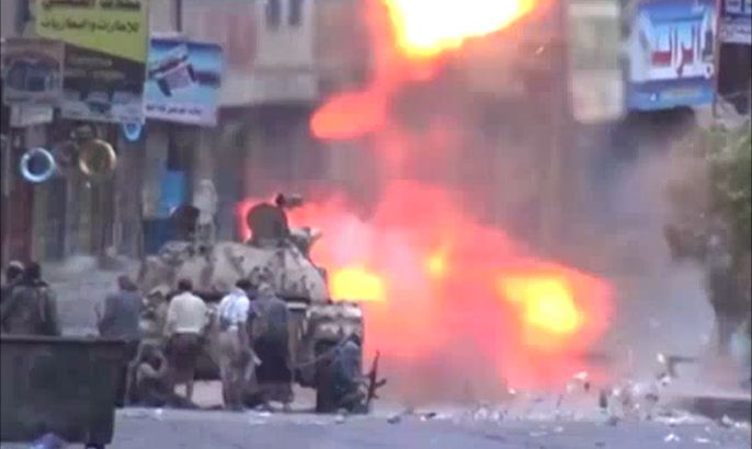 اشتباكات عنيفة بين الحوثيين والمقاومة الشعبية في تعز