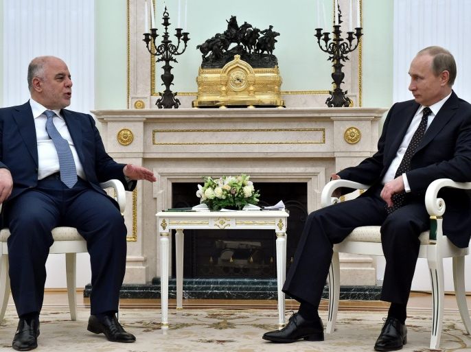 Russian President Vladimir Putin (R) meets with Iraqi Prime Minister Haider al-Abadi (L) at the Kremlin in Moscow, Russia, 21 May 2015. Haider al-Abadi is on a working visit in Moscow.
