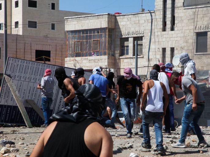 مواجهات مع قوات الاحتلال في حي شعفاط بالقدس