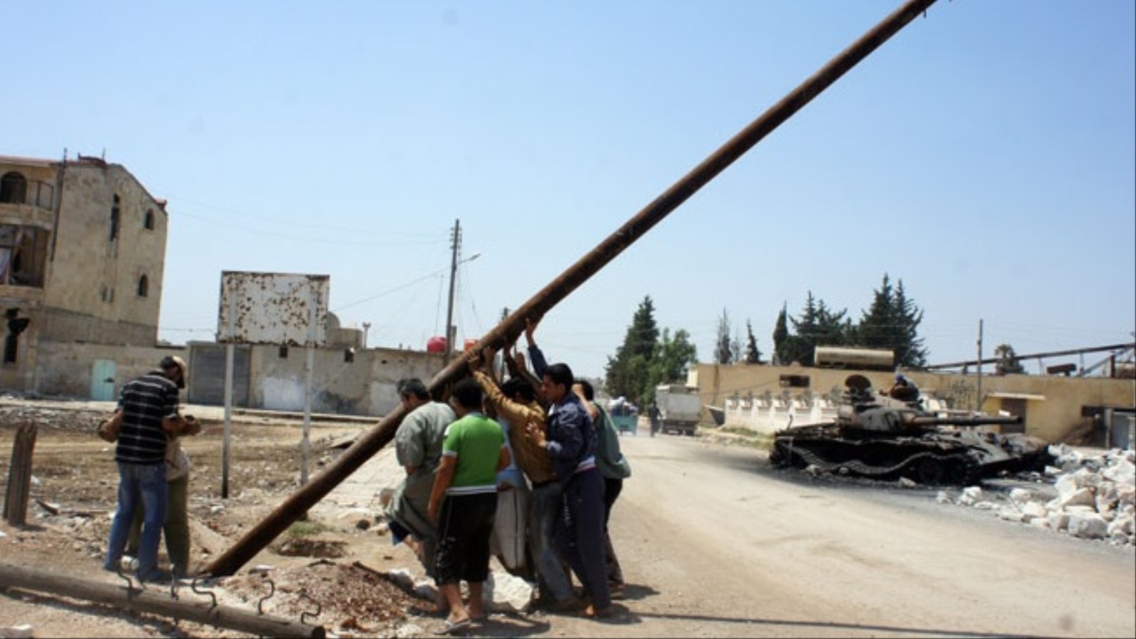 ‪الحرب دمرت قطاعي الكهرباء والمياه في معظم مناطق سوريا‬ (الأوروبية)