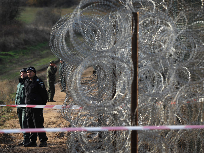 السلطات البلغارية وضعت أسلاكا شائكة على الحدود بينها وبين تركيا (الفرنسية-أرشيف)