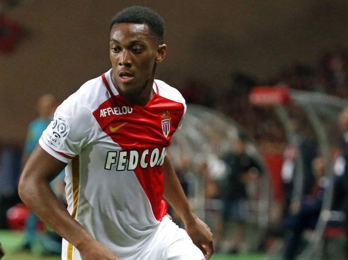 Monaco's Anthony Martial controls the ball during their Ligue 1 soccer match against Paris St Germain at Louis II stadium in Monaco August 30, 2015. Monaco forward Anthony Martial is poised to join Manchester United after being allowed to leave the France training camp to sign his contract on deadline day, the French federation said on Monday August 31, 2015. Picture taken August 30, 2015. REUTERS/Eric Gaillard