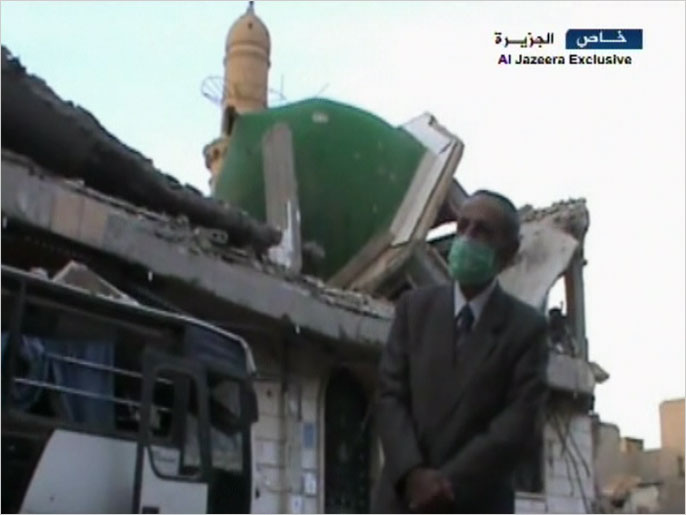 ‪مسجد أثري دمرته مقاتلات حربية تابعة لنظام الأسد‬ (أرشيف)