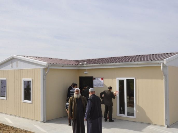 تسليم أو وحدة سكنية متنقلة بتبرع تركي ضمن مشروع توزيع 500 بيت متنقل