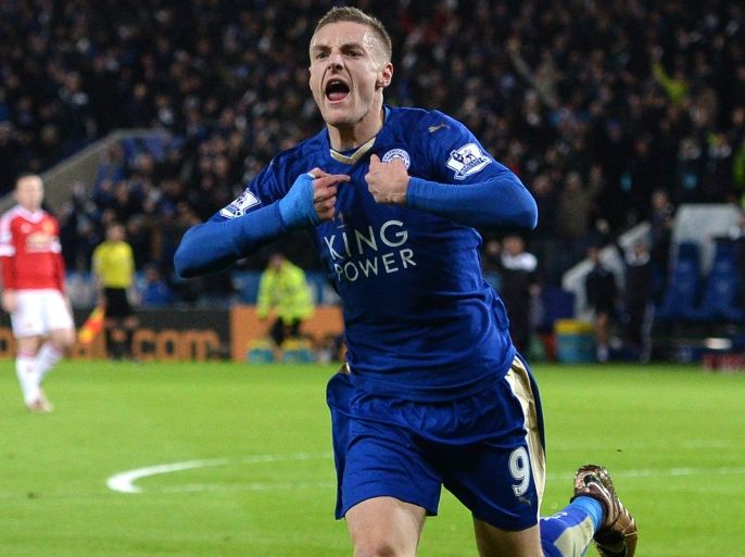 7341 - Leicester, Leicestershire, UNITED KINGDOM : Leicester City's English striker Jamie Vardy celebrates after scoring during the English Premier League football match between Leicester City and Manchester United at the King Power Stadium in Leicester, central England on November 28, 2015. AFP PHOTO / OLI SCARFF