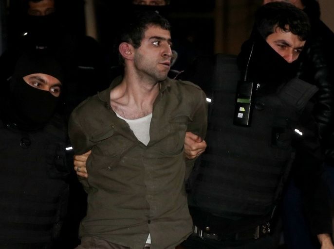 الشرطة التركية تلاحق كل من يشتبه بارتباطه بحزب العمال الكردستاني