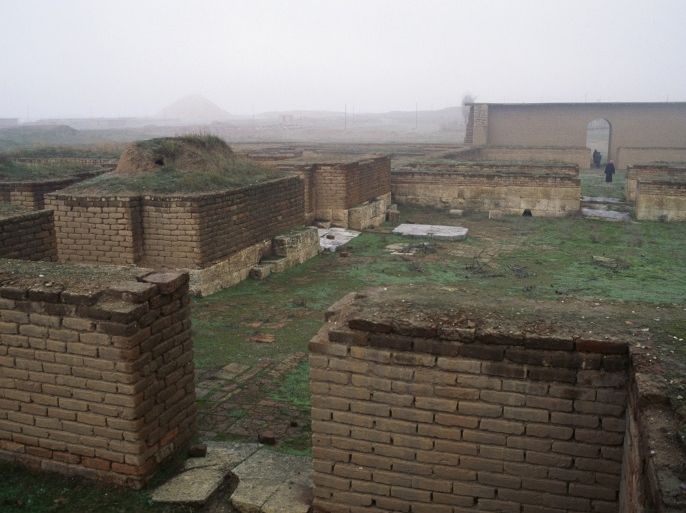 iRAQ - MARCH 20: Buildings in Nimrud, Iraq. Assyrian civilisation, 13th-8th century BC. (Photo by DeAgostini/Getty Images)