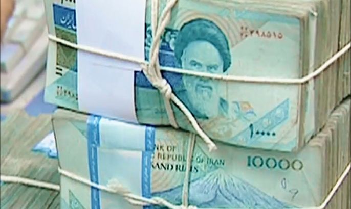 الاقتصاد والناس-لماذا يتراجع الريال الإيراني أمام الدولار؟