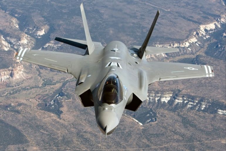 epa04416163 An undated file picture made available on 25 September 2014 shows a F-35A fighter jet flying at an unknown location. South Korea said on 24 September 2014, it has decided to purchase 40 F-35A fighter jets from the US defense firm Lockheed Martin in a deal worth 7.04 billion US dollar. Under the deal, Lockheed Martin will transfer fighter production technologies in 17 sectors to be used for South Korea's project to develop an indigenous next-generation fight