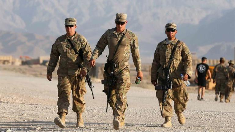 الجيش الأميركي يبدأ الانسحاب من أفغانستان.. أيّ وقع للحدث عند الأفغان؟