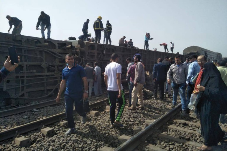 حادث انقلاب قطار في طوخ شمال القاهرة