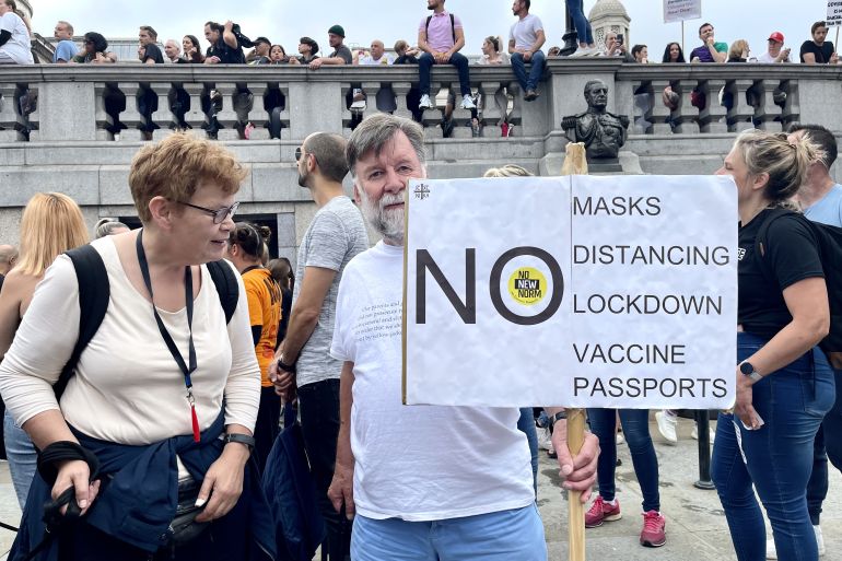 Anti-lockdown and anti-vaccine protest in London
