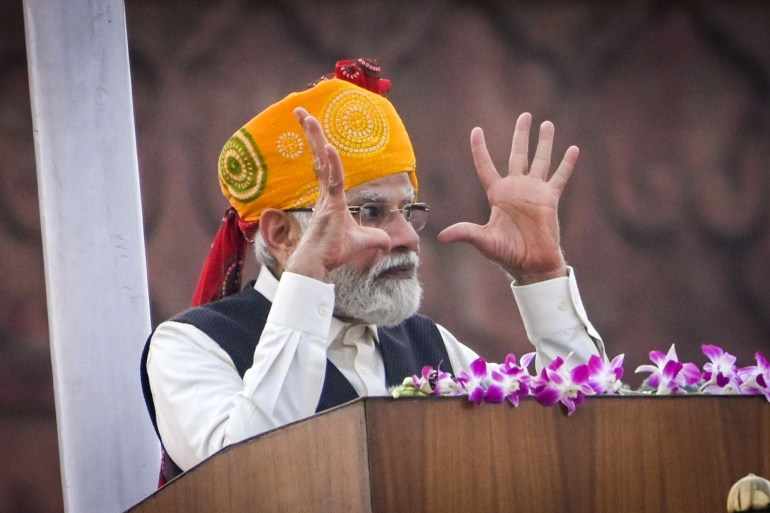 Le Premier ministre Narendra Modi s'adresse à la nation depuis le Red Fort à l'occasion de la 77e Journée de l'Indépendance le 15 août 2023 à New Delhi, en Inde